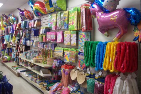 luausupplies2.jpg